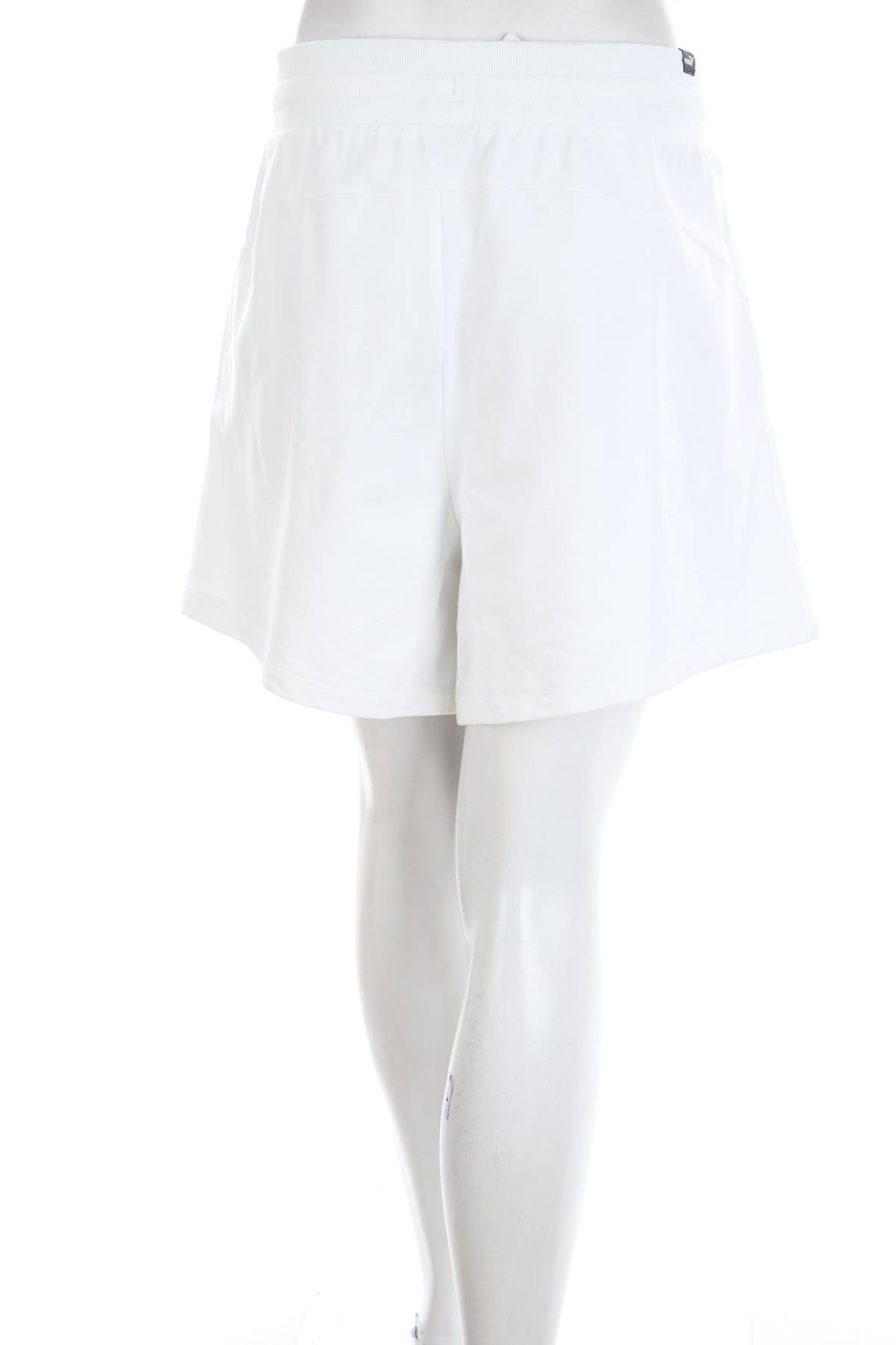 Γυναικείο σορτσάκι Puma2