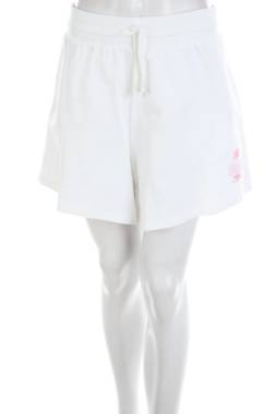 Γυναικείο σορτσάκι Puma1