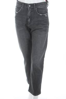 Γυναικεία τζιν Diesel1