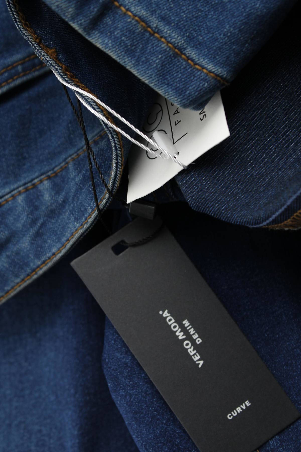 Γυναικεία τζιν Vero Moda3