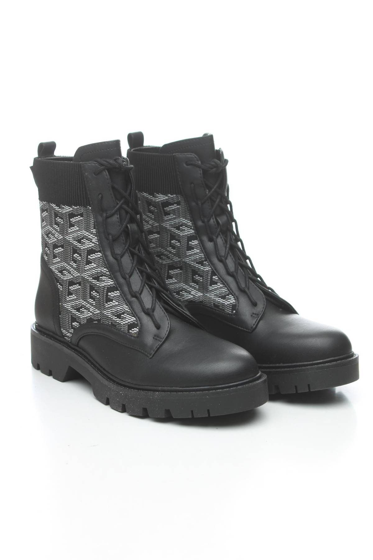 Γυναικεία μποτάκια Guess3 - Contourshop.gr Γυναικεία μποτάκια Guess3