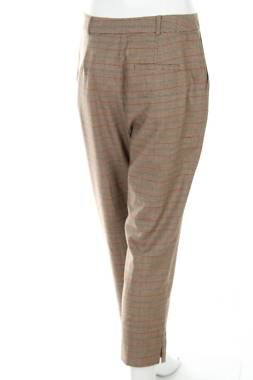 Γυναικείο παντελόνι Vero Moda2