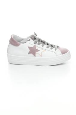 Sneakers 2Star1