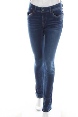 Дамски дънки Pepe Jeans1