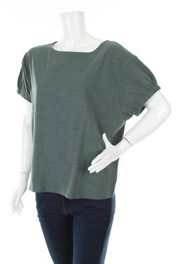 Домашно облекло Triumph1