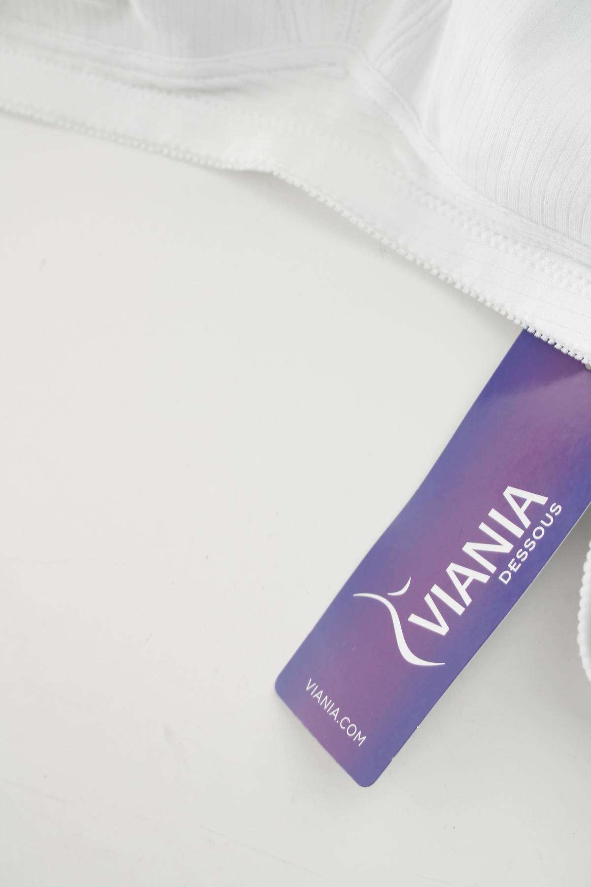 Сутиен Viania3 - Contour.bg Сутиен Viania3