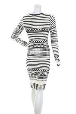 Рокля Guess By Marciano2