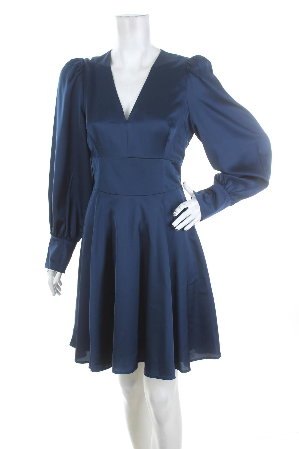 Φορέματα Guess By Marciano1