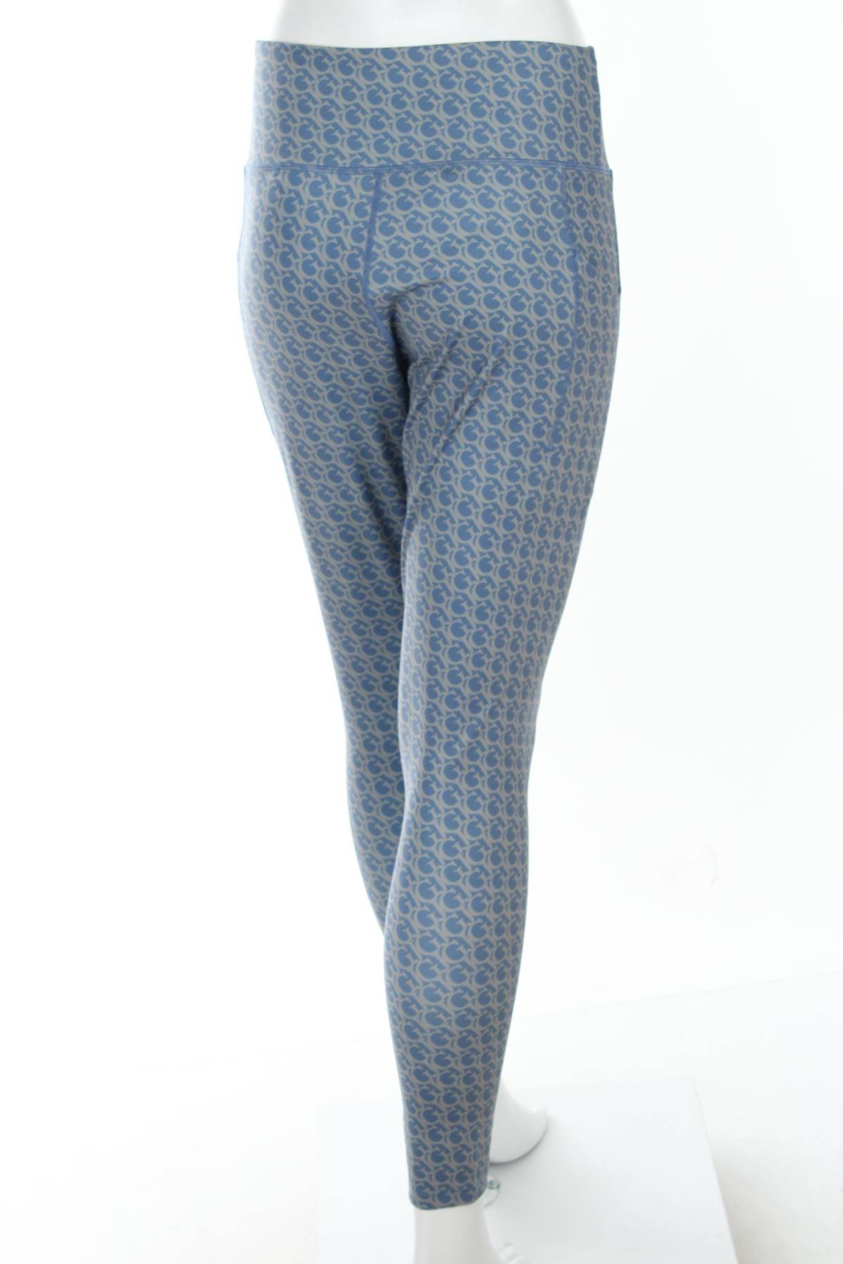 Дамски клин Guess2