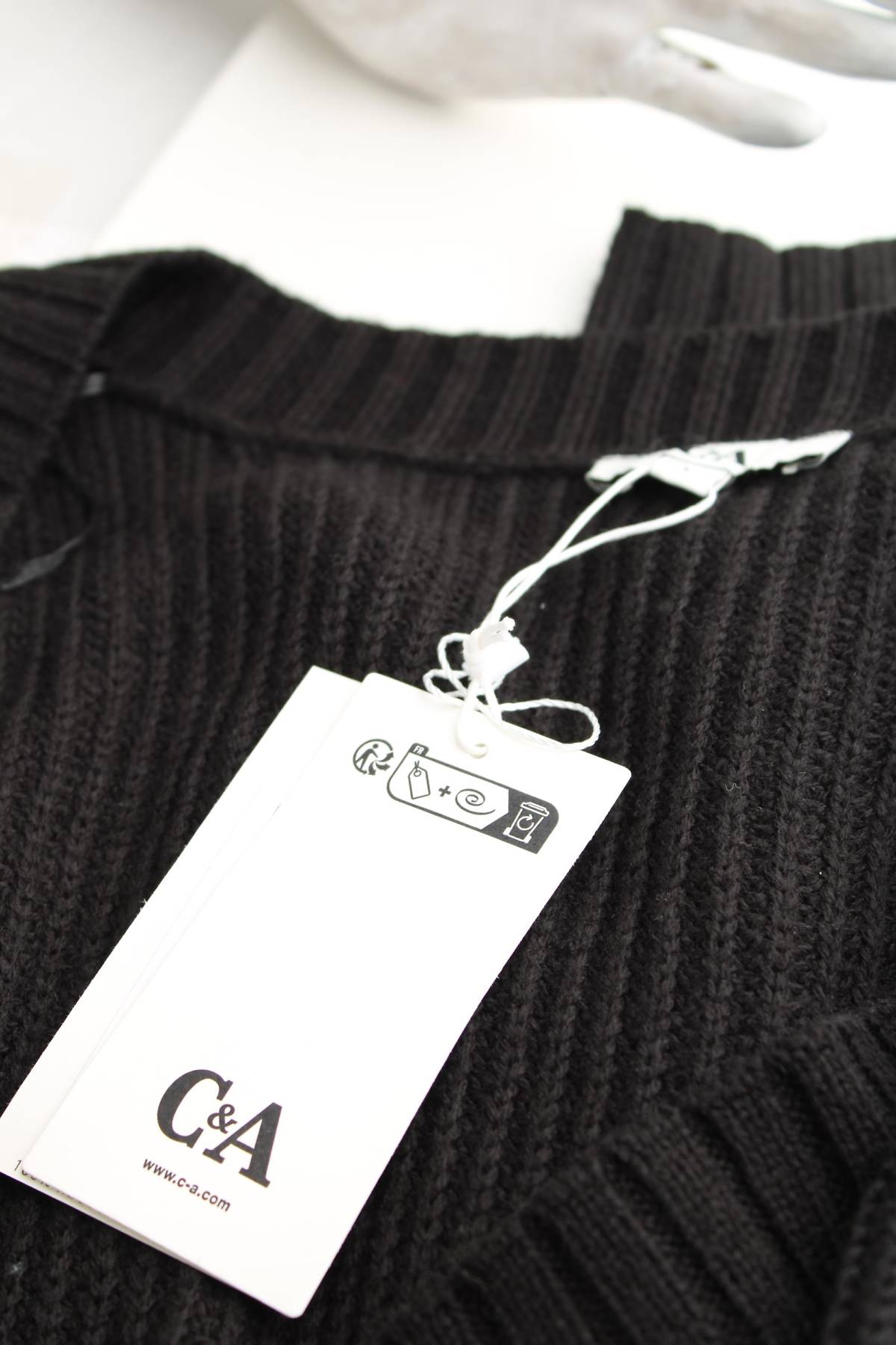 Дамски пуловер C&A3