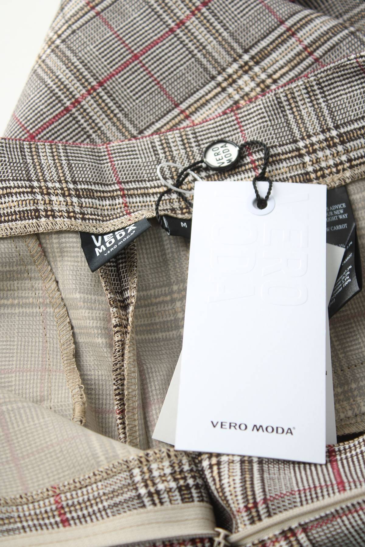 Γυναικείο παντελόνι Vero Moda3