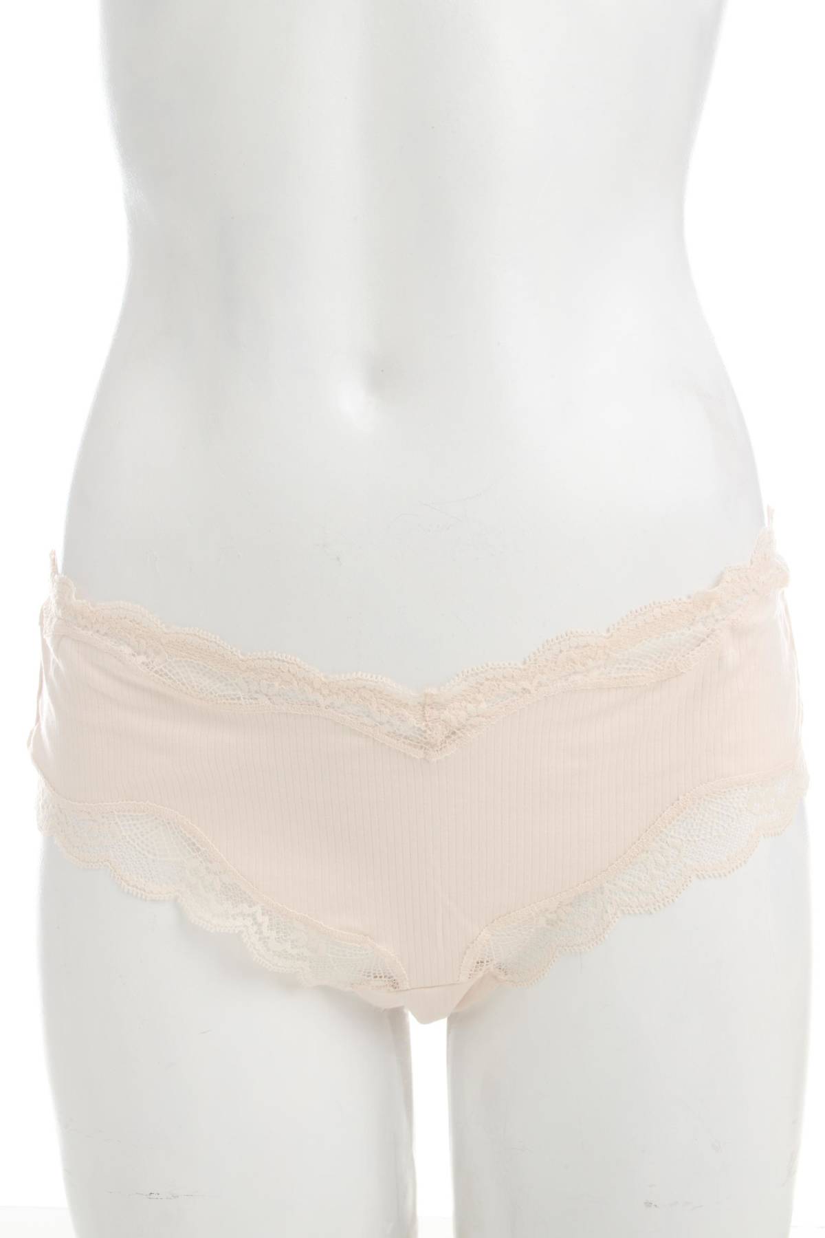 Бикини Triumph1 - Contour.bg Бикини Triumph1