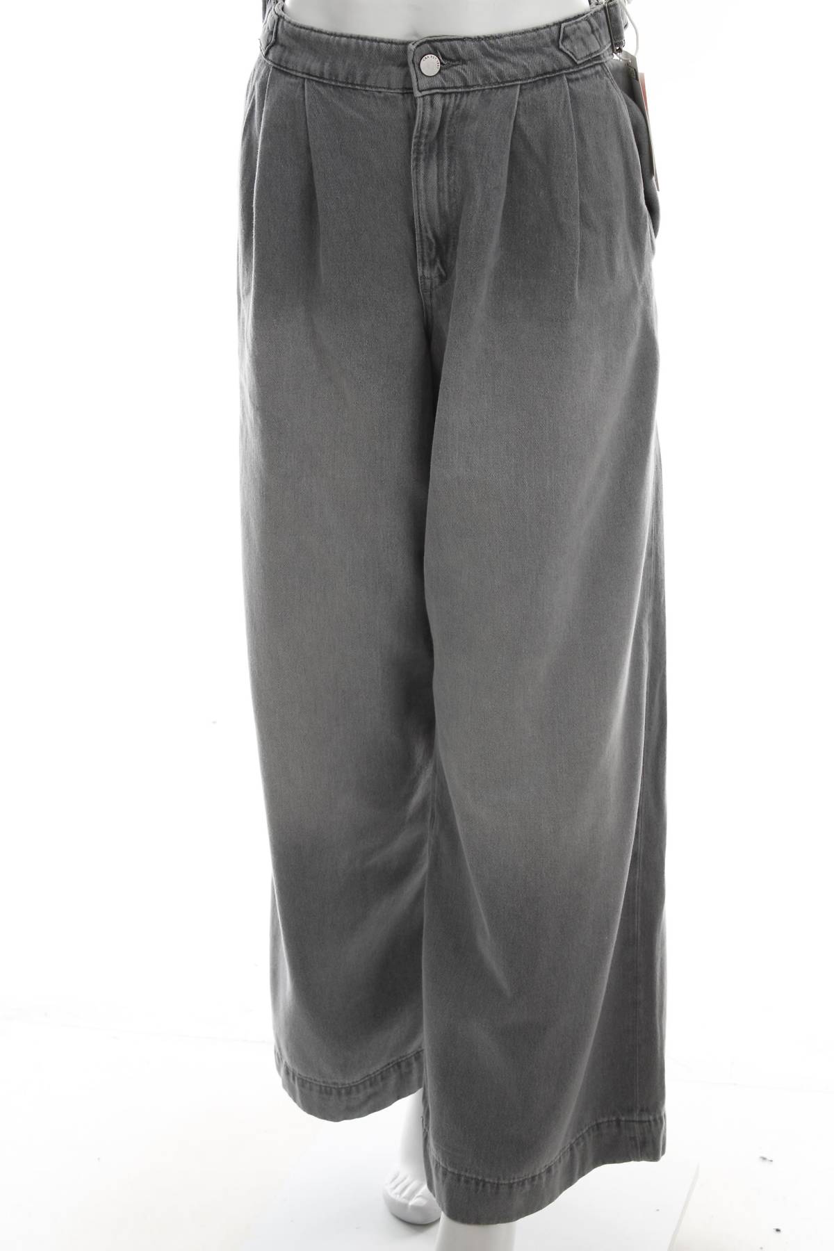 Дамски дънки C&A1