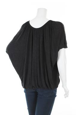 Дамска жилетка Desigual2