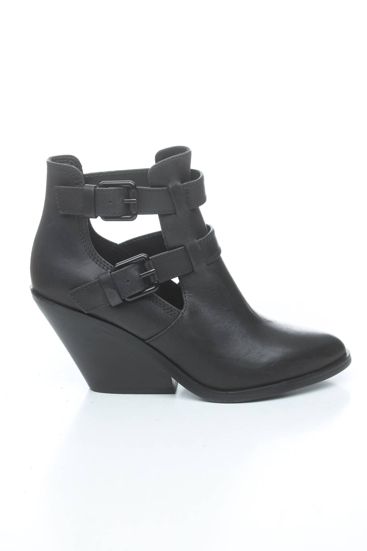 Дамски боти Diesel1