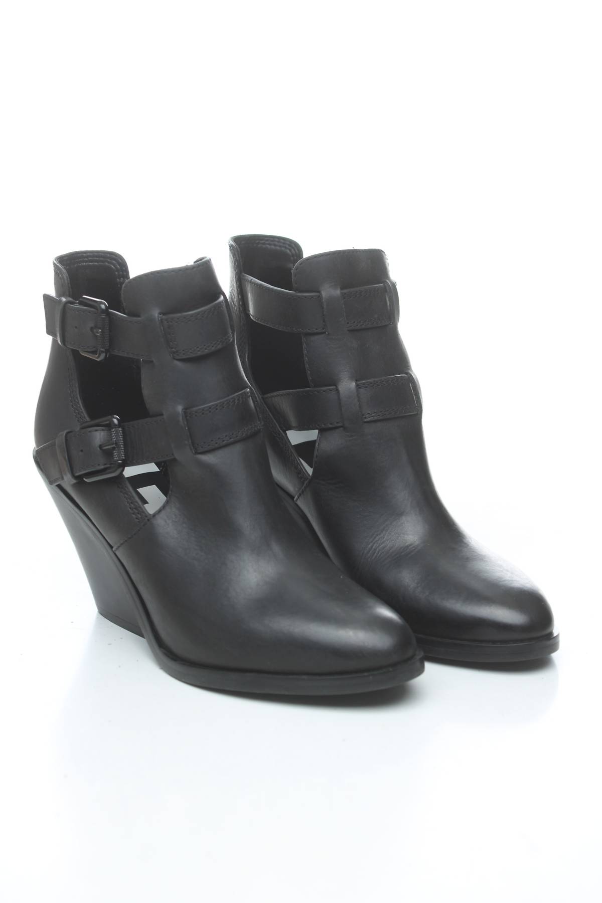 Дамски боти Diesel3