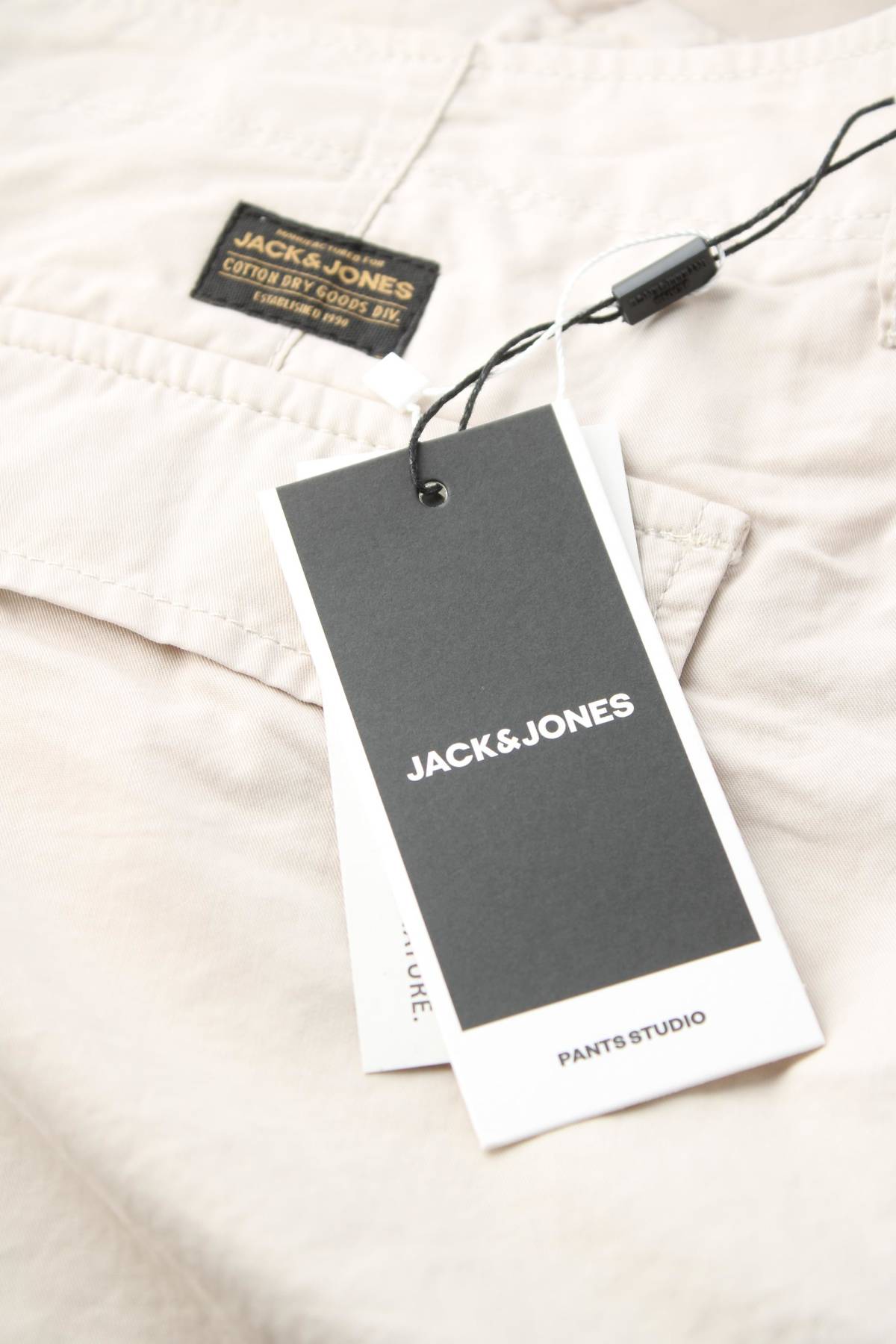 Мъжки къс панталон Jack & Jones3