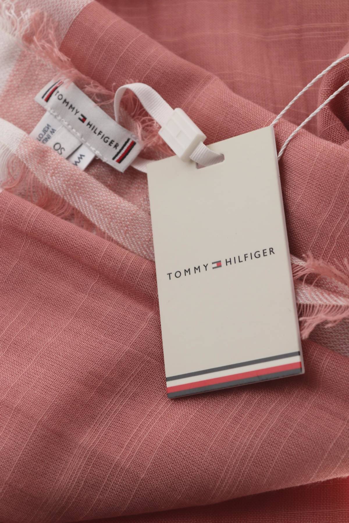 Φουλάρι Tommy Hilfiger3
