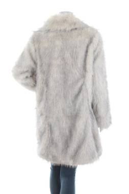 Дамско палто AX Paris2