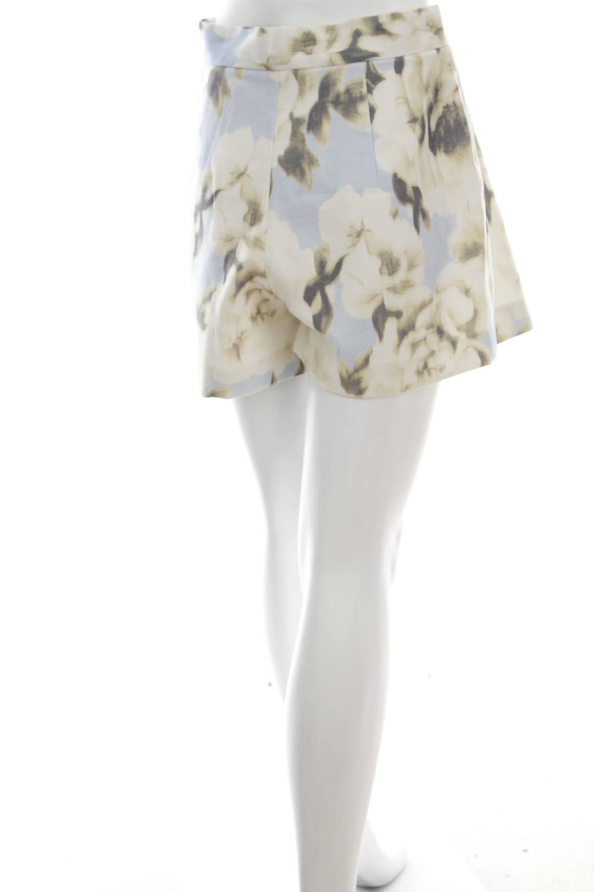 Дамски къс панталон River Island2 - Contour.bg Дамски къс панталон River Island2