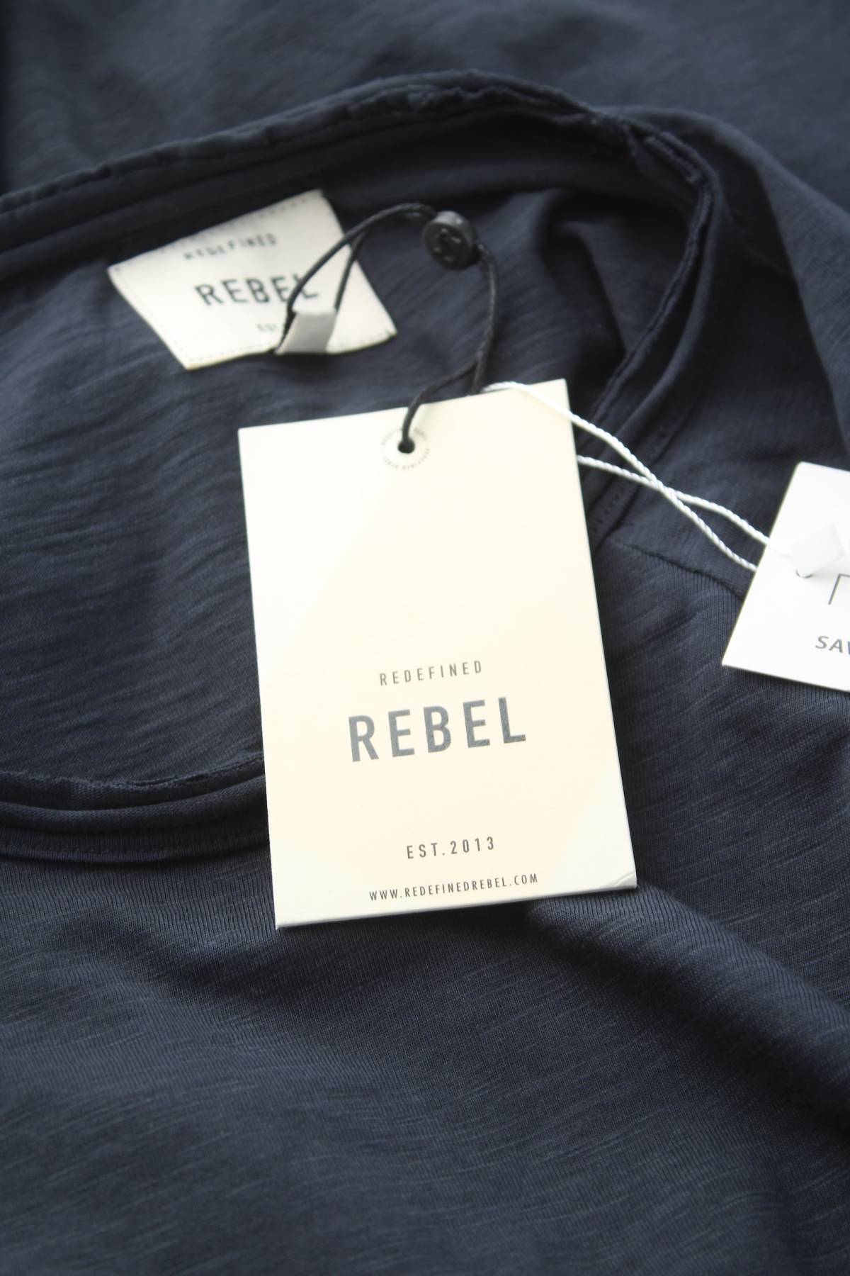 Мъжка тениска Redefined Rebel3 - Contour.bg Мъжка тениска Redefined Rebel3