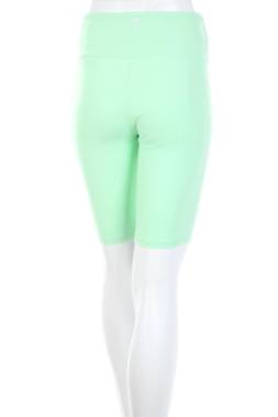 Дамски клин Guess2