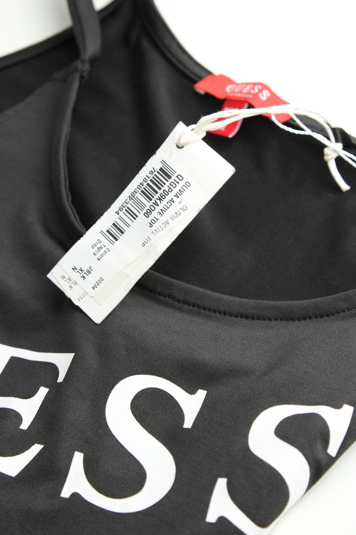 Дамски спортен потник Guess3