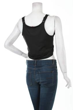 Дамски спортен потник Guess2