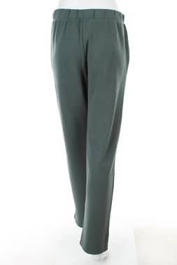 Ρούχα για το σπίτι Triumph2