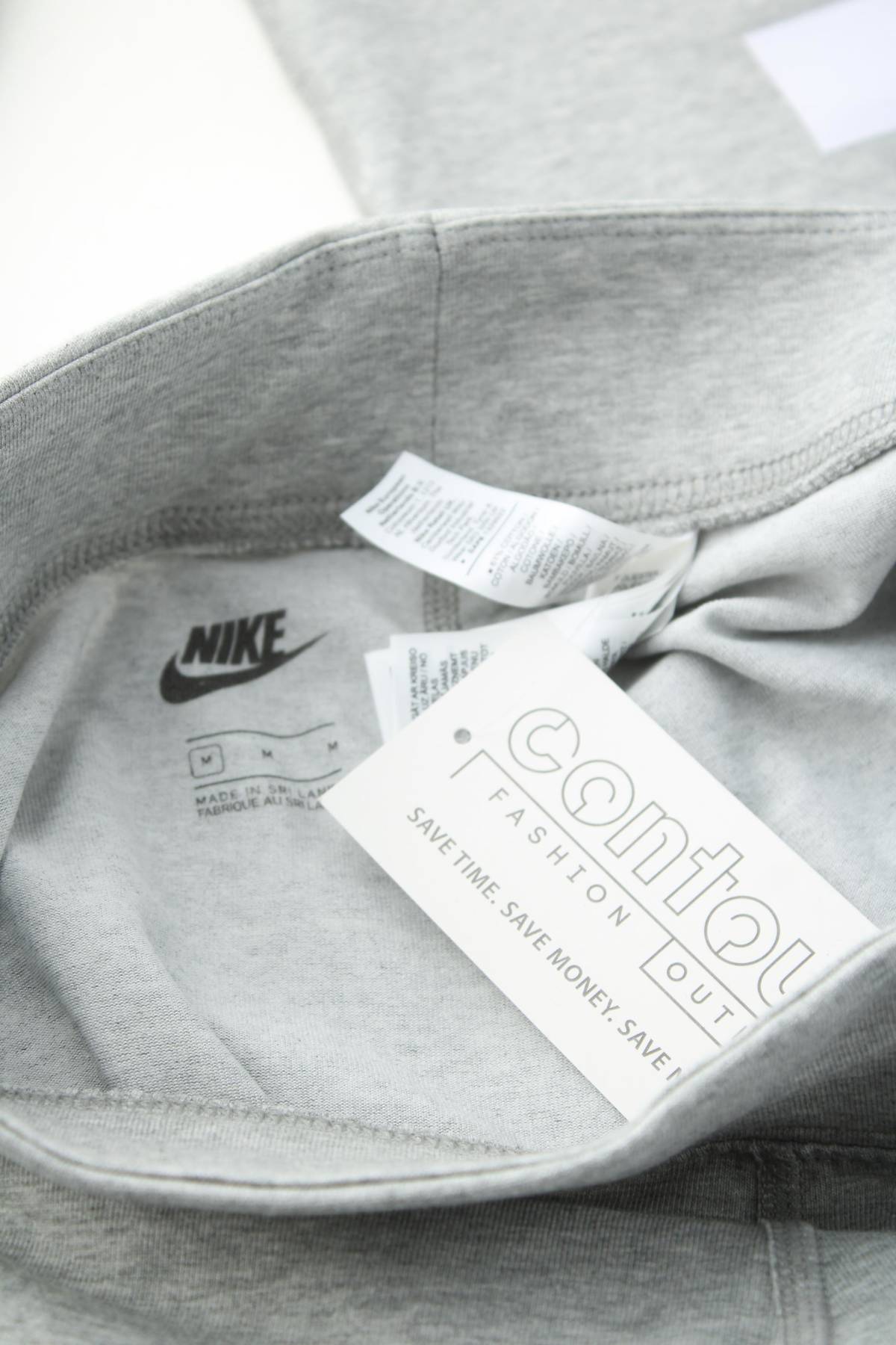 Дамски спортен клин Nike3