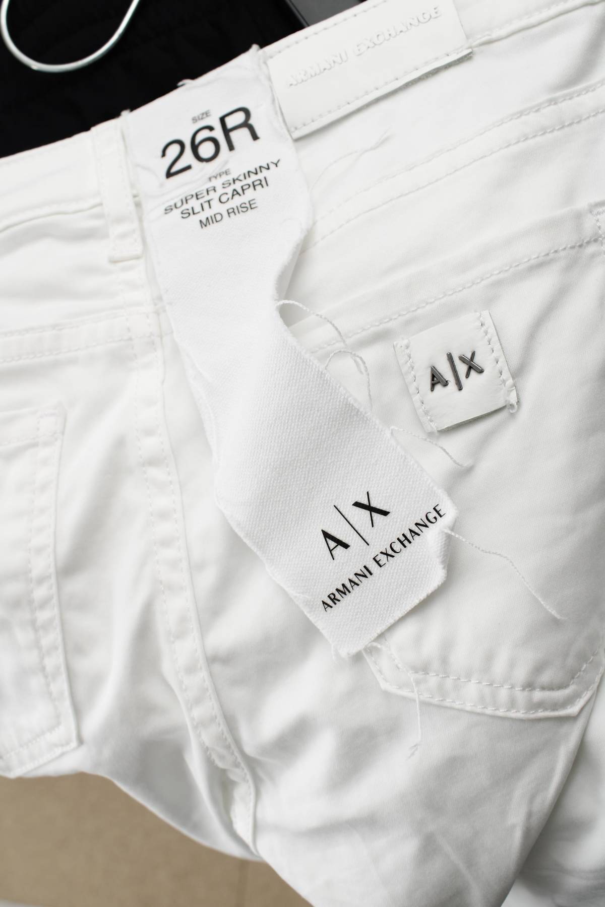 Γυναικείο παντελόνι Armani Exchange3 - Contourshop.gr Γυναικείο παντελόνι Armani Exchange3