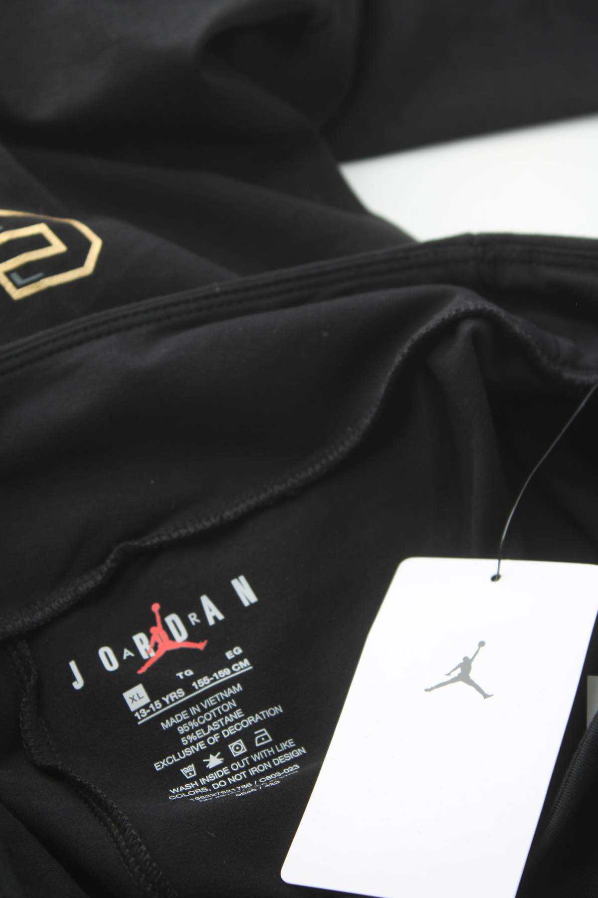 Дамски спортен клин Nike Jordan3