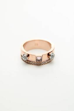 Δαχτυλίδι Swarovski1