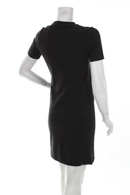 Φορέματα Puma2