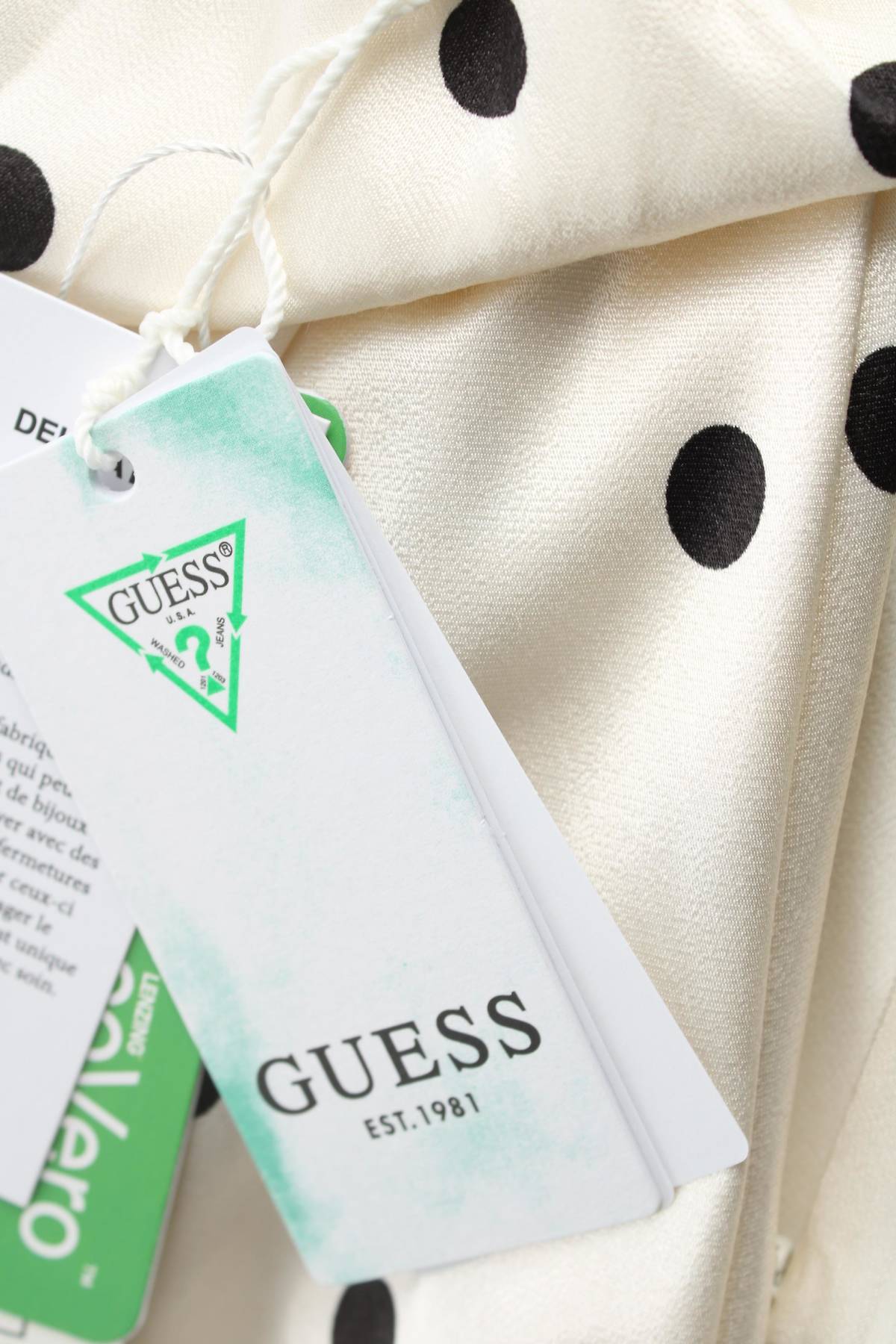 Φορέματα Guess3