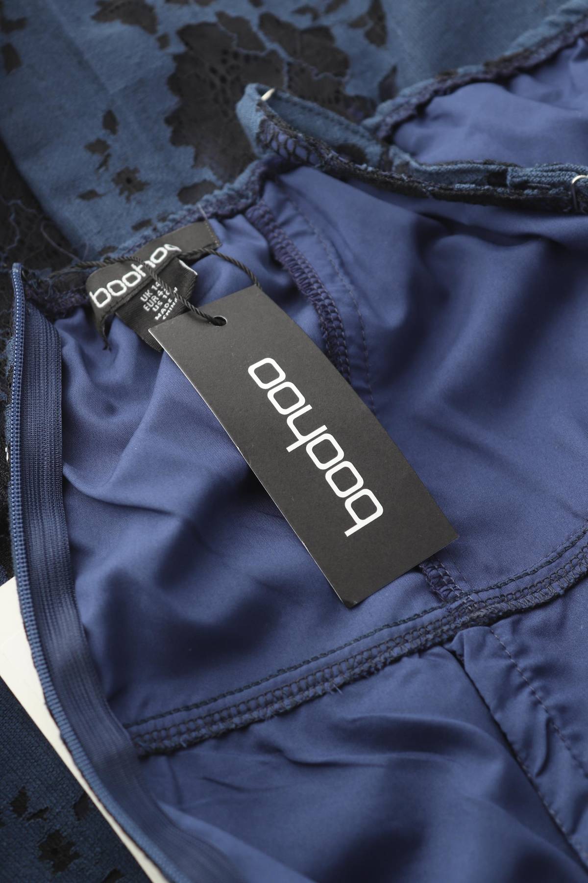 Рокля Boohoo3 - Contour.bg Рокля Boohoo3