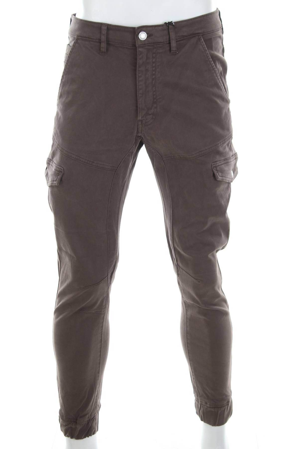 Мъжки панталон Guess1