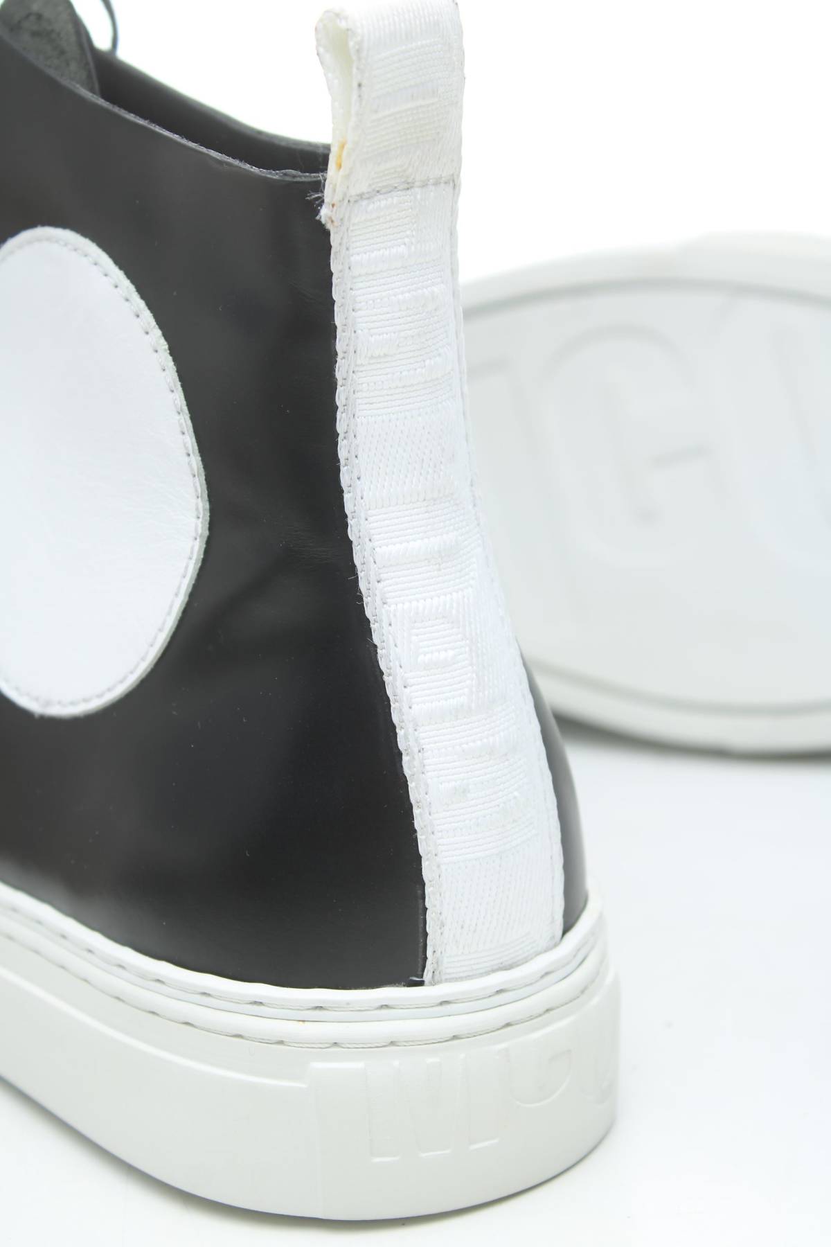 Кецове McQ Alexander McQueen5 - Contour.bg Кецове McQ Alexander McQueen5