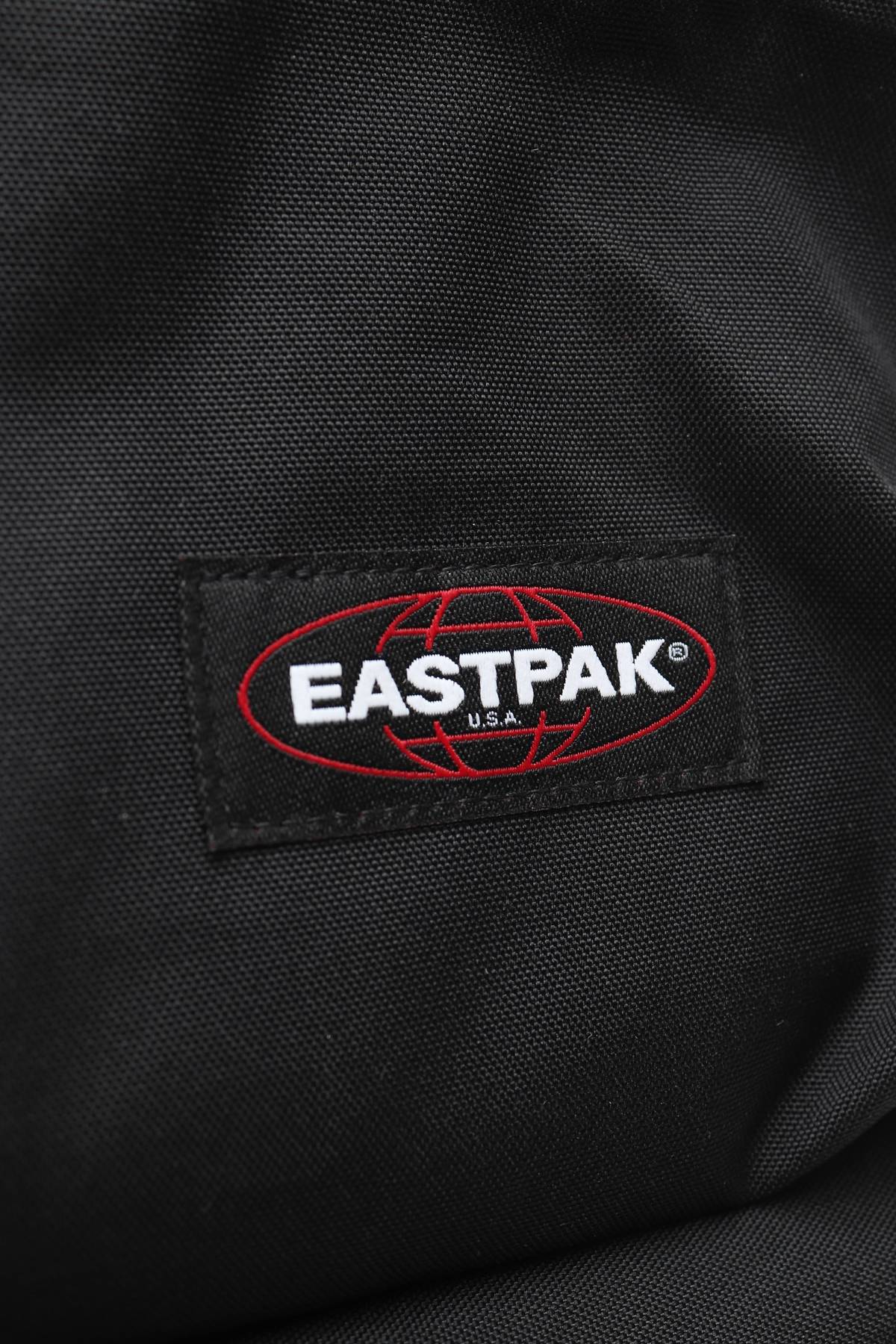 Раница за лаптоп Eastpak4