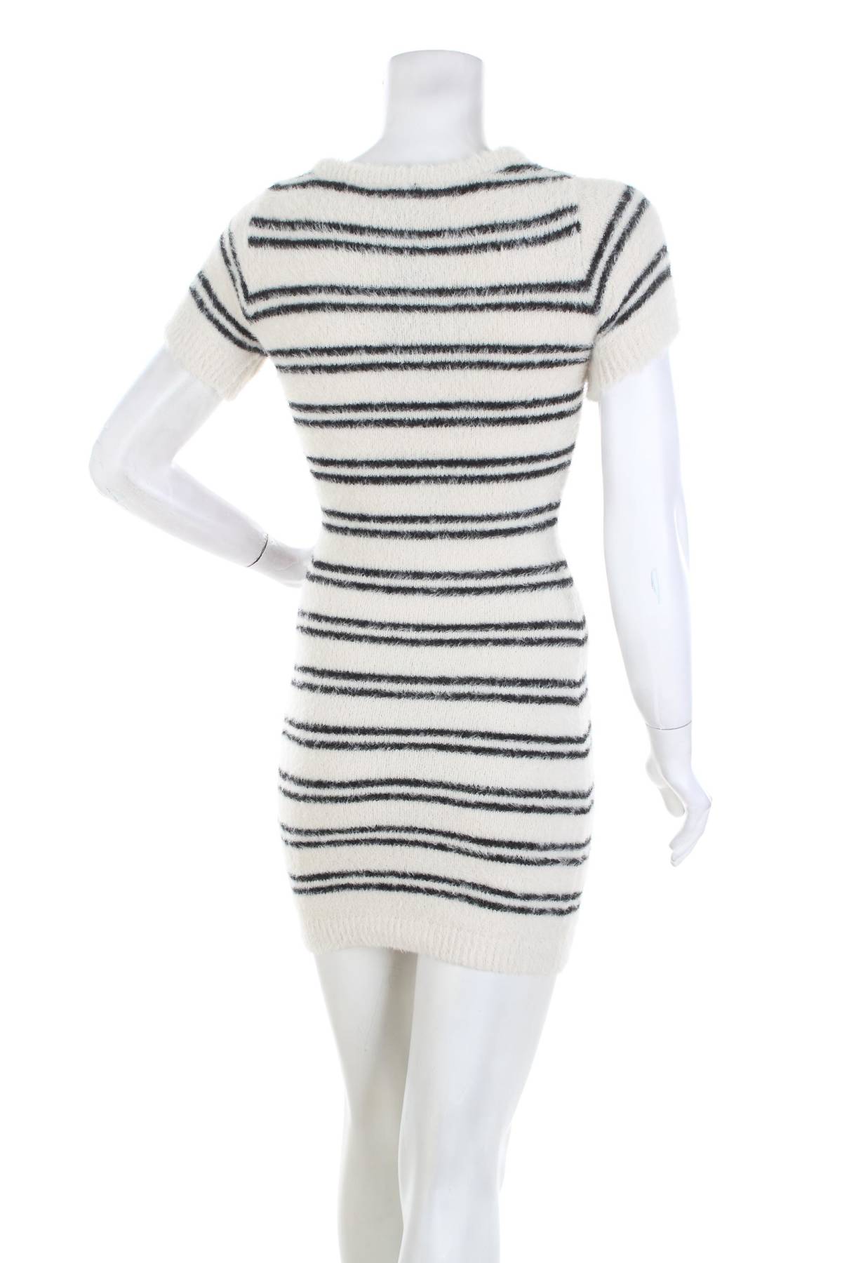 Φορέματα Boohoo2