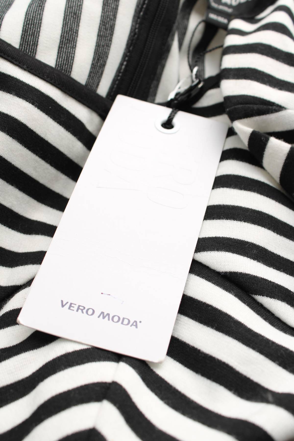 Рокля Vero Moda3