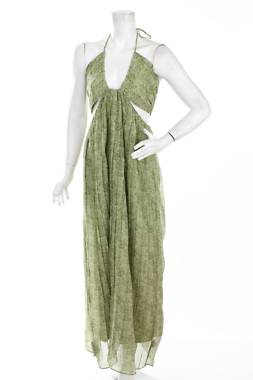 Рокля Pretty Lavish1