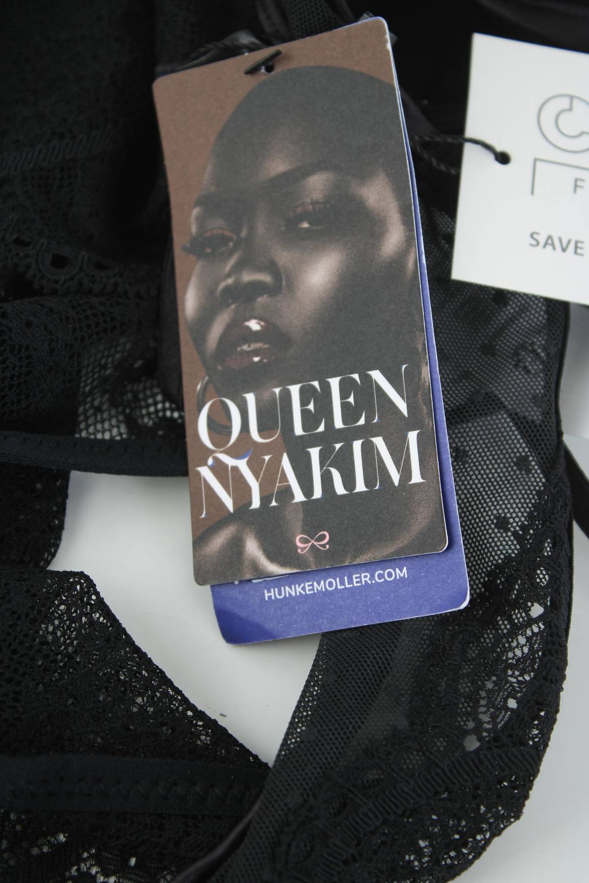 Бикини Hunkemoller x Queen Nyakim3