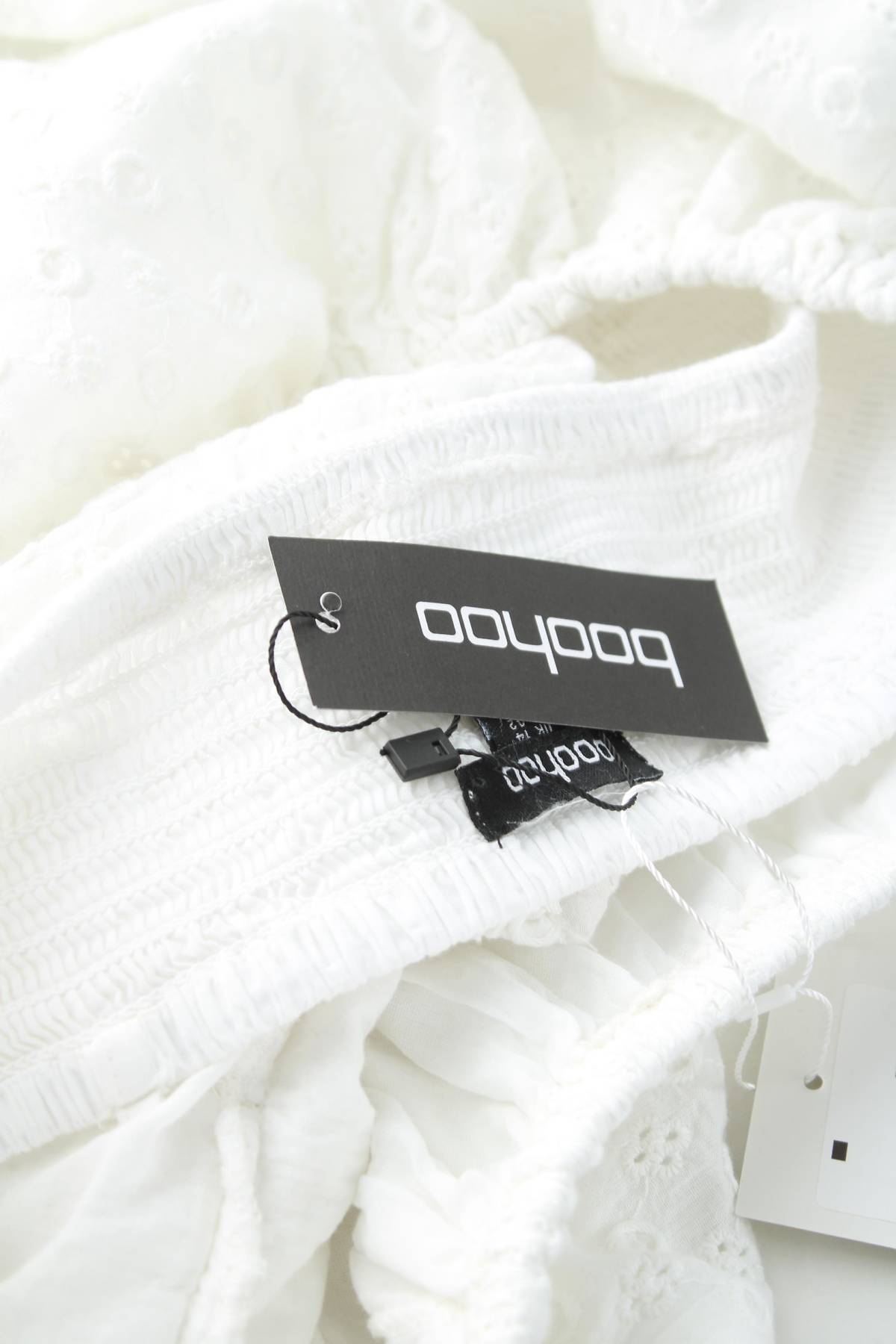 Φορέματα Boohoo3