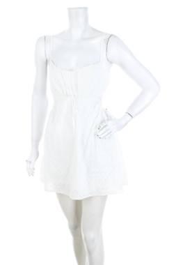 Φορέματα Boohoo1