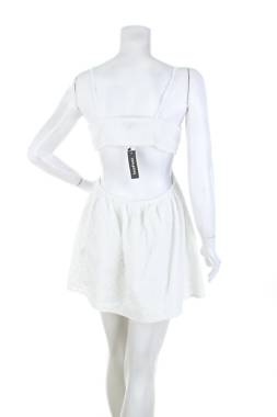 Φορέματα Boohoo2