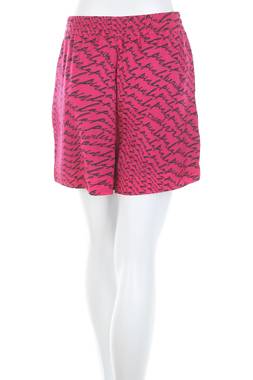 Дамски къс панталон Pinko2