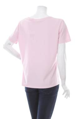 Дамска тениска C&A2