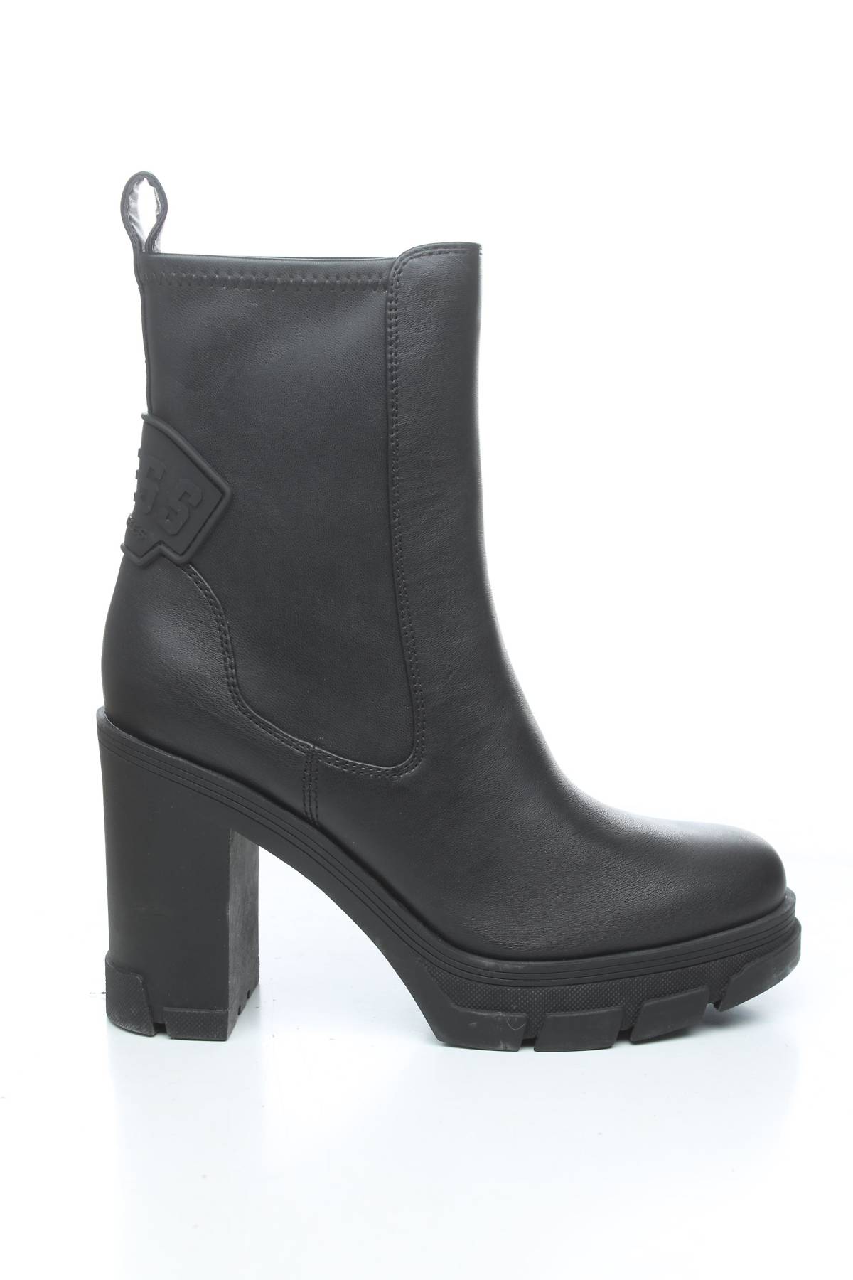Дамски боти Guess1 - Contour.bg Дамски боти Guess1