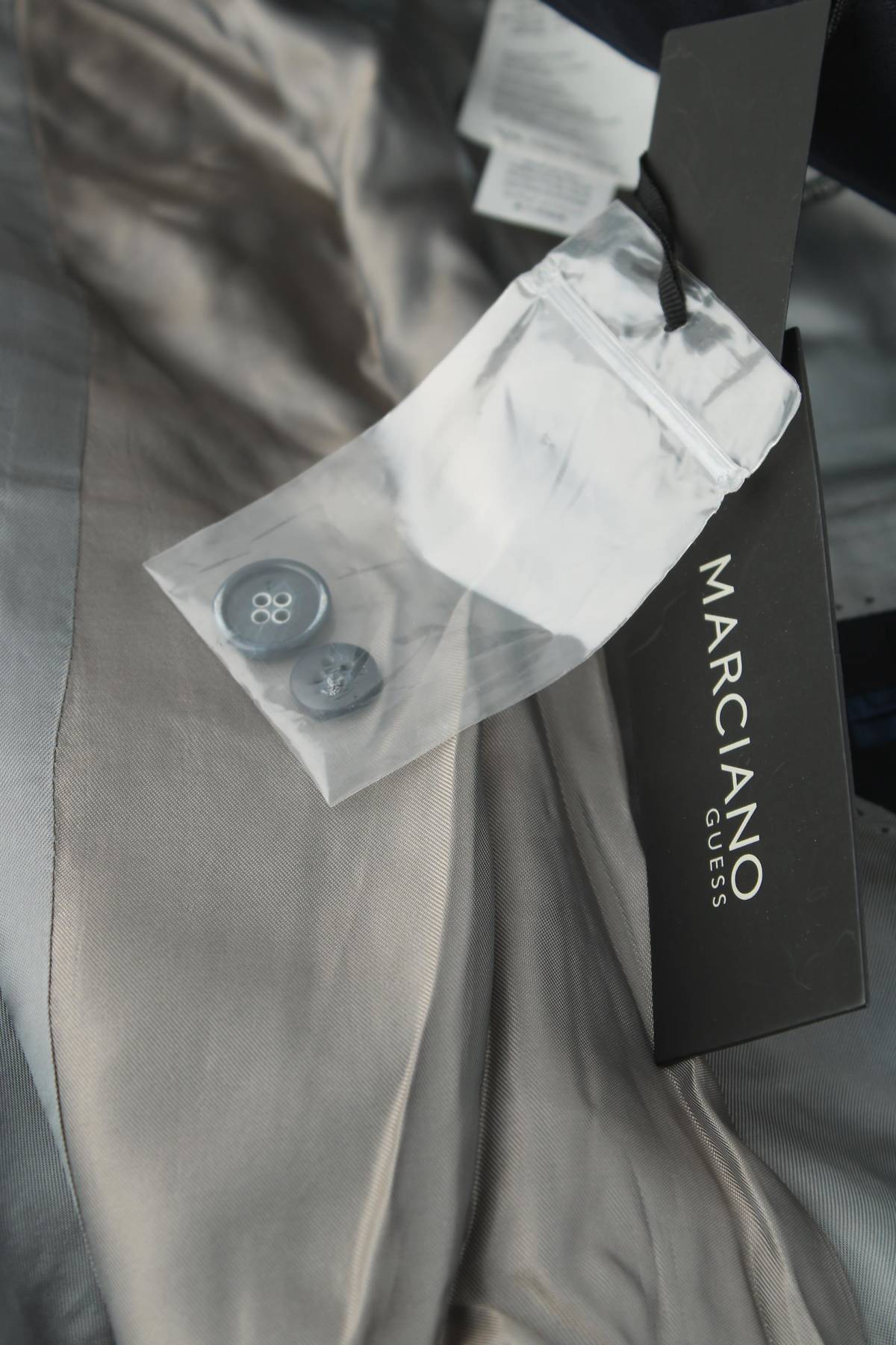 Мъжко сако Guess By Marciano3 - Contour.bg Мъжко сако Guess By Marciano3